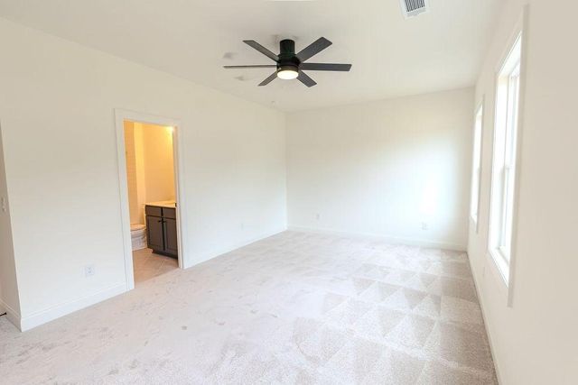 328 Races Road, Hoschton, GA 30548