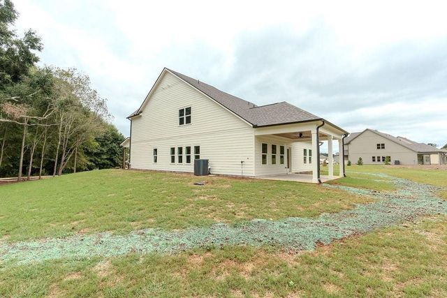 328 Races Road, Hoschton, GA 30548