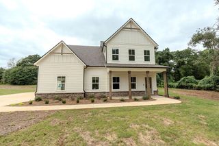 328 Races Road, Hoschton, GA 30548