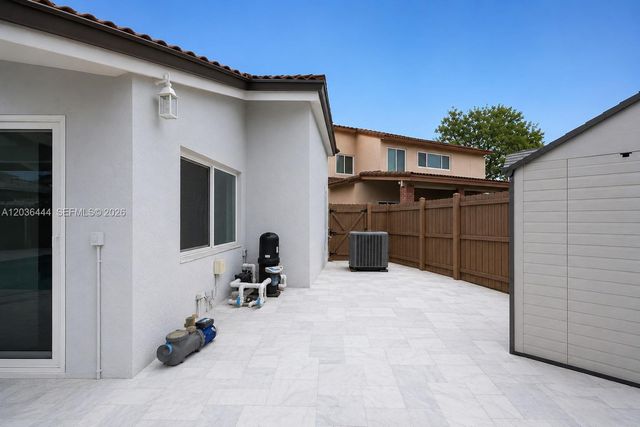 13263 SW 9th Ter, Miami, FL 33184