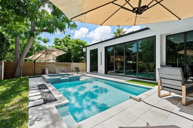 2441 WEBBER STREET, Sarasota, FL 34239