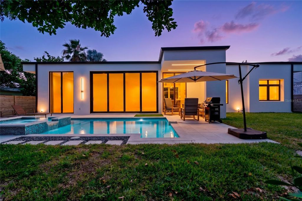 2441 WEBBER STREET, Sarasota, FL 34239
