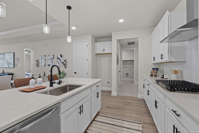 218 Lily Pass, Castroville, TX 78009