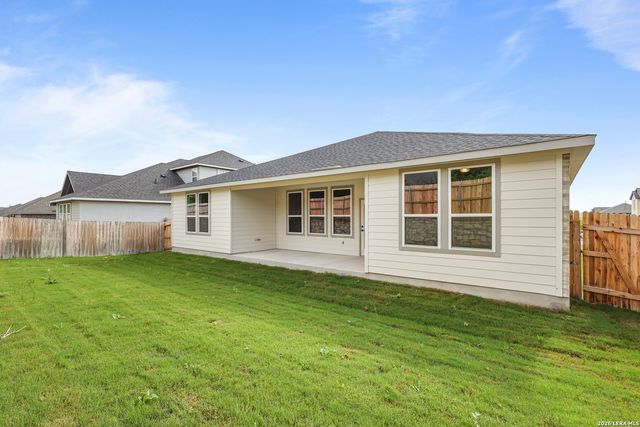 218 Lily Pass, Castroville, TX 78009