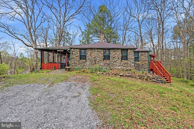 248 FENICAL LN, East Stroudsburg, PA 18302