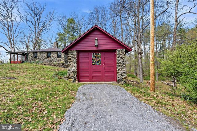 248 FENICAL LN, East Stroudsburg, PA 18302