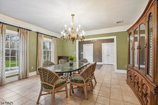 9 Nuthatch Ct, Allamuchy Twp., NJ 07840