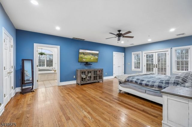 9 Nuthatch Ct, Allamuchy Twp., NJ 07840