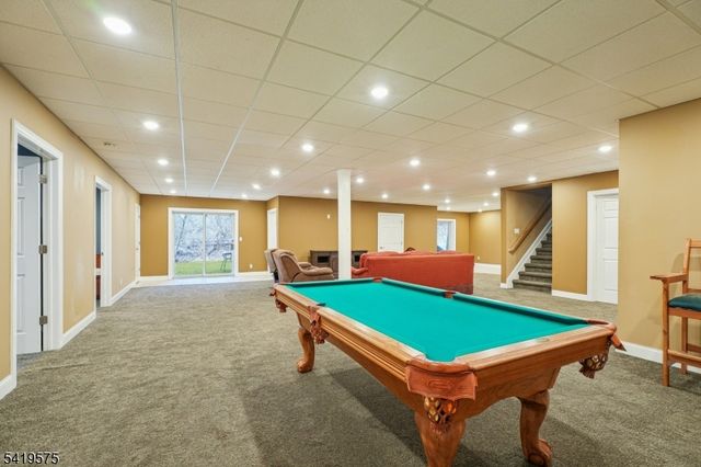 9 Nuthatch Ct, Allamuchy Twp., NJ 07840