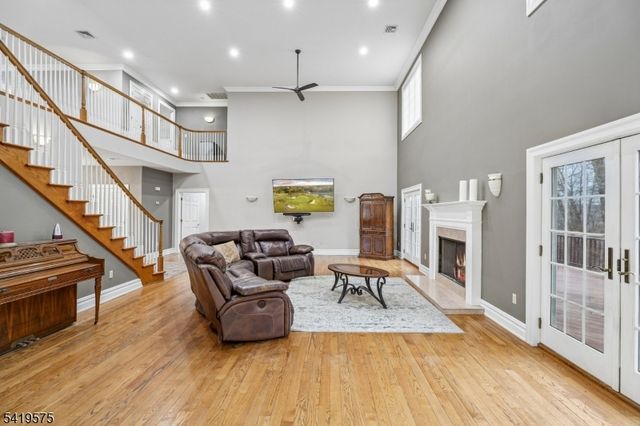 9 Nuthatch Ct, Allamuchy Twp., NJ 07840