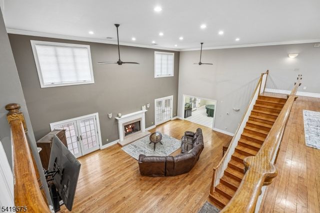 9 Nuthatch Ct, Allamuchy Twp., NJ 07840