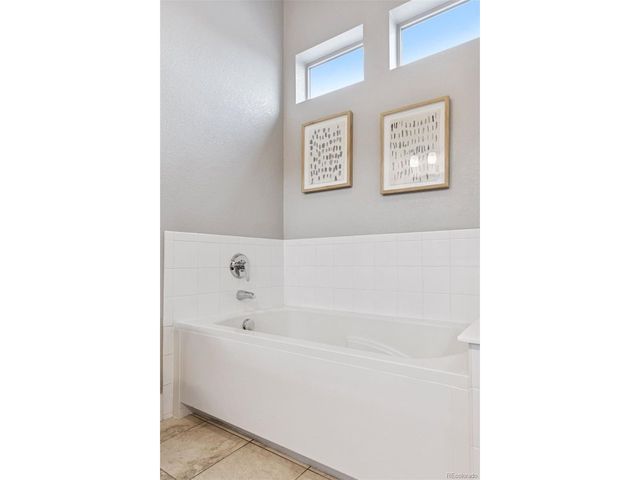 8785 E 55th Ave, Denver, CO 80238