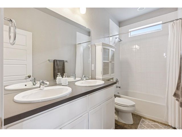 8785 E 55th Ave, Denver, CO 80238