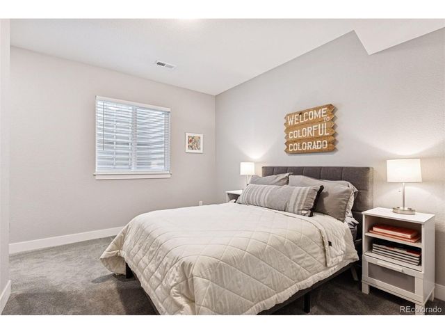 8785 E 55th Ave, Denver, CO 80238