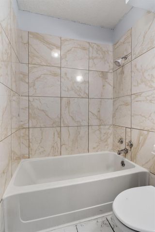 520 Lenora DR B, Taylor, TX 76574