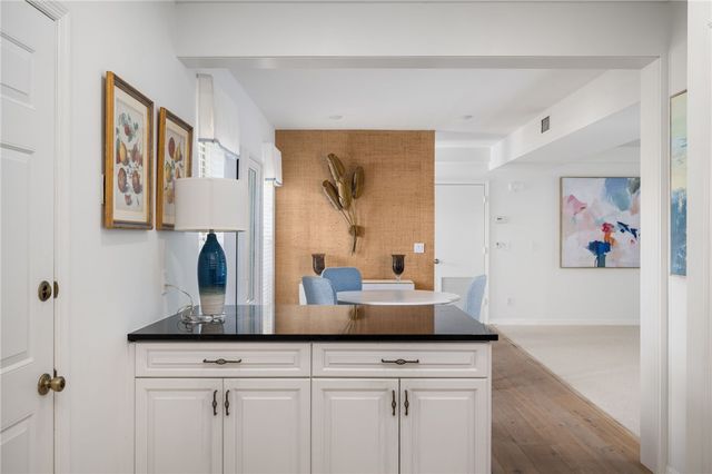 109 W Park Shores Circle 36, Vero Beach, FL 32963