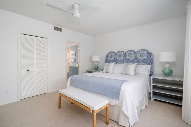 109 W Park Shores Circle 36, Vero Beach, FL 32963