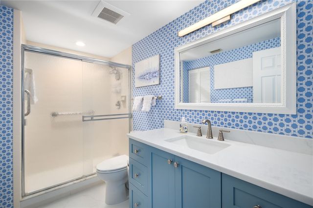 109 W Park Shores Circle 36, Vero Beach, FL 32963