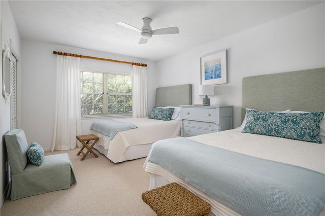 109 W Park Shores Circle 36, Vero Beach, FL 32963