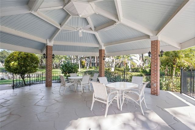 109 W Park Shores Circle 36, Vero Beach, FL 32963