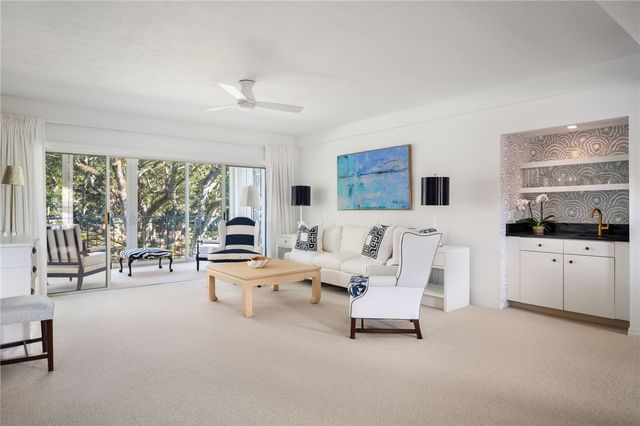 109 W Park Shores Circle 36, Vero Beach, FL 32963