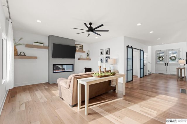 6526 S 208th Avenue, Omaha, NE 68022