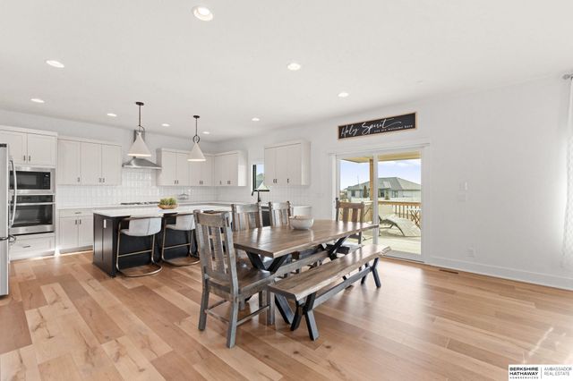 6526 S 208th Avenue, Omaha, NE 68022