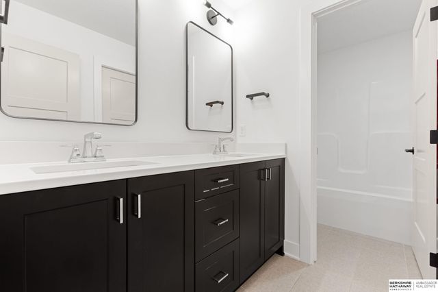 6526 S 208th Avenue, Omaha, NE 68022