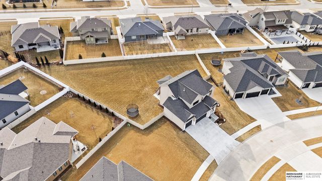 6526 S 208th Avenue, Omaha, NE 68022