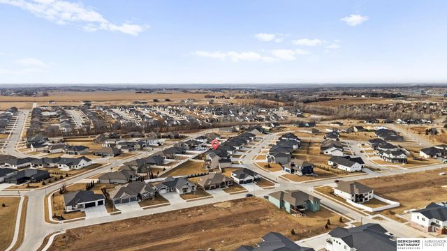 6526 S 208th Avenue, Omaha, NE 68022