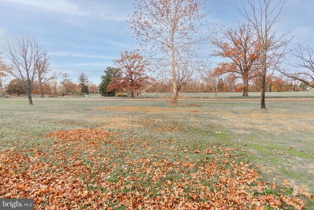 9616 EDEN HALL LN, Philadelphia, PA 19114