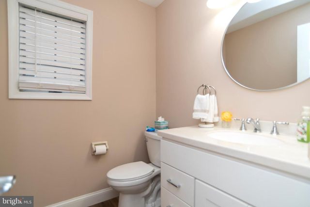 9616 EDEN HALL LN, Philadelphia, PA 19114