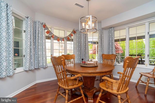 9616 EDEN HALL LN, Philadelphia, PA 19114