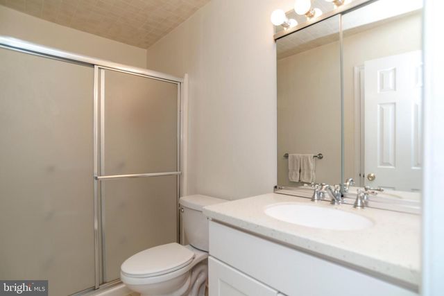 9616 EDEN HALL LN, Philadelphia, PA 19114