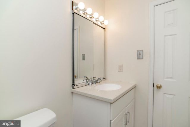 9616 EDEN HALL LN, Philadelphia, PA 19114