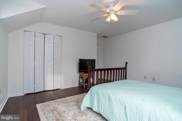 9616 EDEN HALL LN, Philadelphia, PA 19114