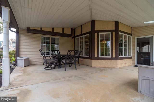 9616 EDEN HALL LN, Philadelphia, PA 19114