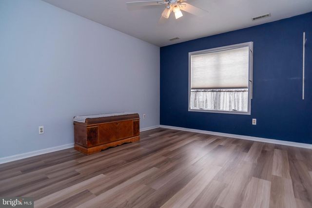 9616 EDEN HALL LN, Philadelphia, PA 19114