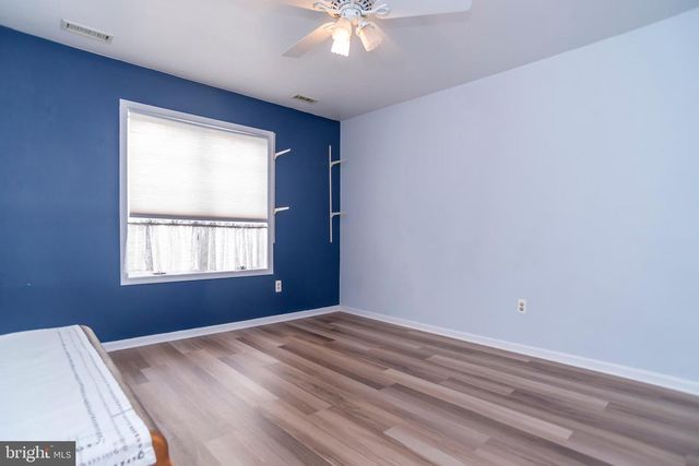 9616 EDEN HALL LN, Philadelphia, PA 19114