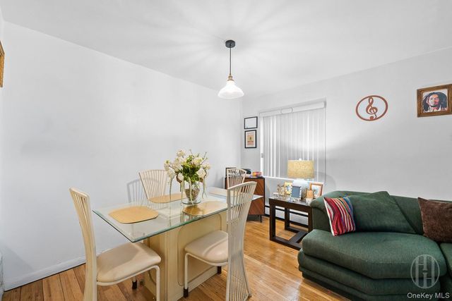 175 Archer Street 3E, Freeport, NY 11520