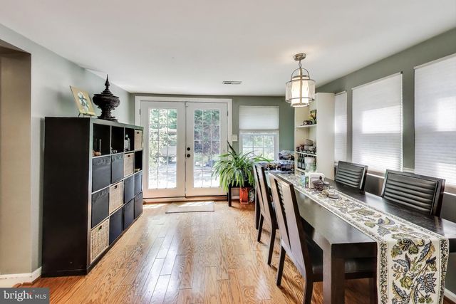 6703 HALLWOOD AVE, Falls Church, VA 22046