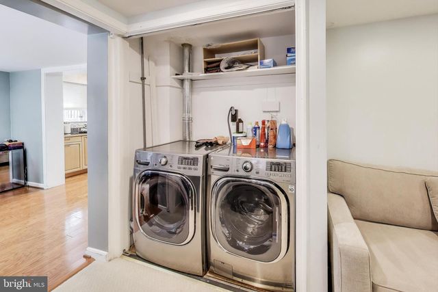 6703 HALLWOOD AVE, Falls Church, VA 22046