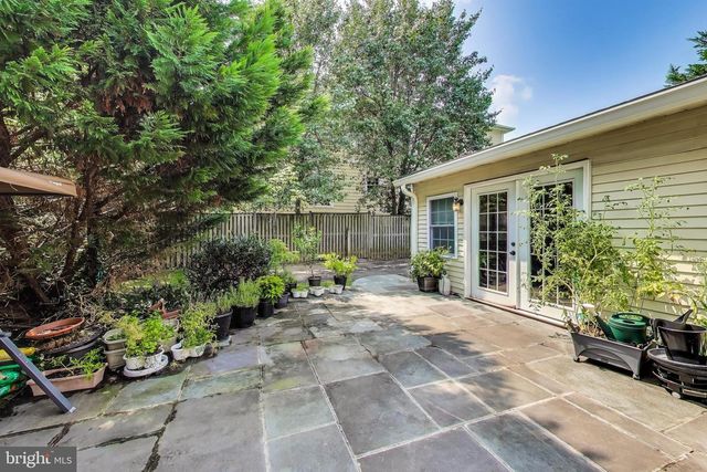 6703 HALLWOOD AVE, Falls Church, VA 22046