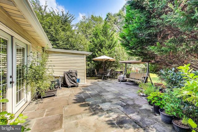 6703 HALLWOOD AVE, Falls Church, VA 22046