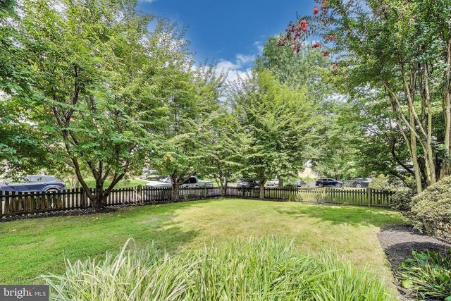 6703 HALLWOOD AVE, Falls Church, VA 22046