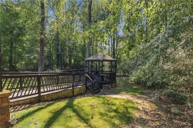 1300 Regency Center Drive, Atlanta, GA 30331