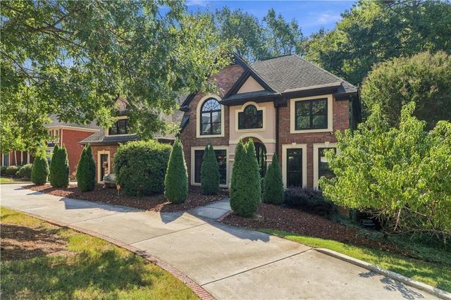 1300 Regency Center Drive, Atlanta, GA 30331