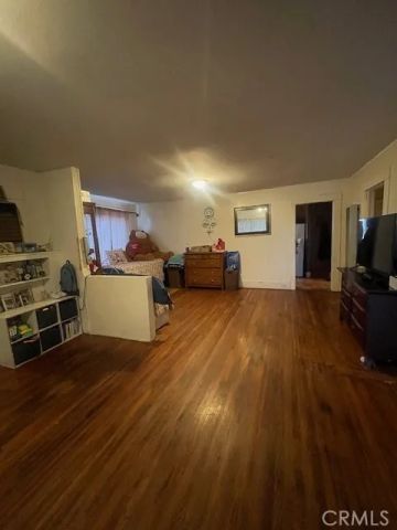 3875 Arlington, Los Angeles, CA 90008