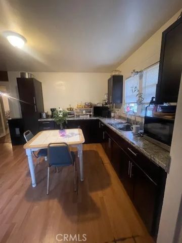 3875 Arlington, Los Angeles, CA 90008