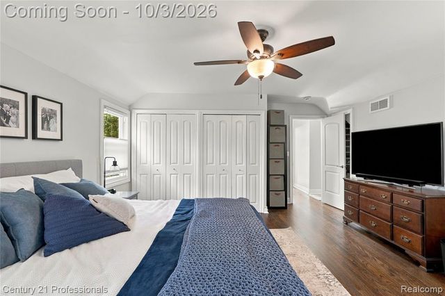 27738 Lathrup Boulevard, Lathrup Village, MI 48076